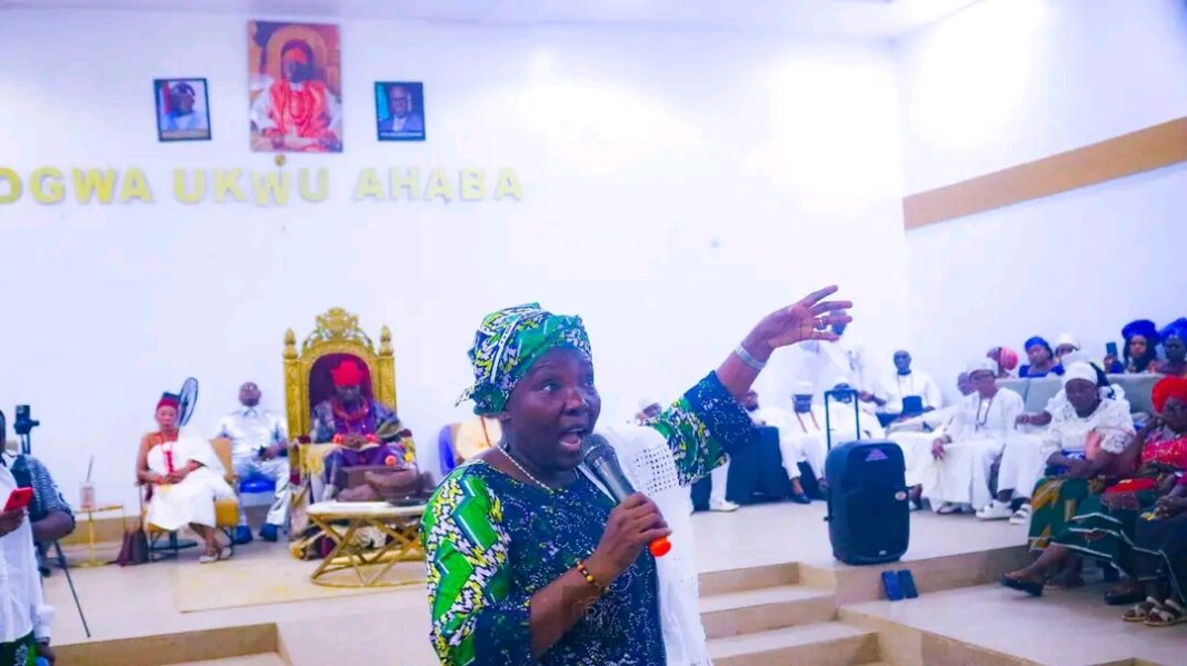 PHOTO NEWS: Hon. Bridget Anyafulu Gives Stewardship Account at Oshimili South Town Hall Meeting PHOTO NEWS: Hon. Bridget Anyafulu Gives Stewardship Account at Oshimili South Town Hall Meeting