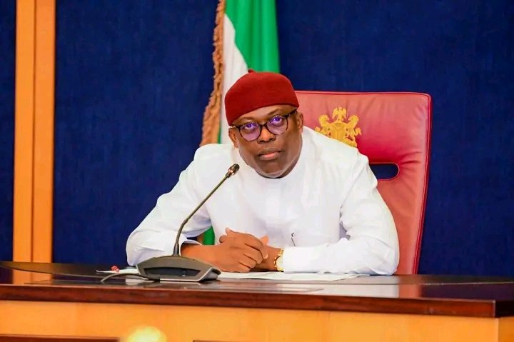 BREAKING: FUBARA DECLARES SUPPORT FOR TINUBU, CHINDA, WIKE’S RAINBOW COALITION AHEAD OF 2027 GENERAL ELECTIONS BREAKING: FUBARA DECLARES SUPPORT FOR TINUBU, CHINDA, WIKE’S RAINBOW COALITION AHEAD OF 2027 GENERAL ELECTIONS
