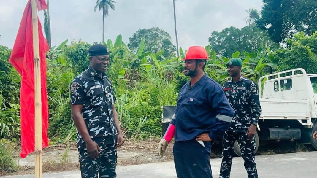 Edo Assembly Speaker Leads Fresh Palliative Repairs on Sabongidda Ora–Ugbubezi Road Edo Assembly Speaker Leads Fresh Palliative Repairs on Sabongidda Ora–Ugbubezi Road