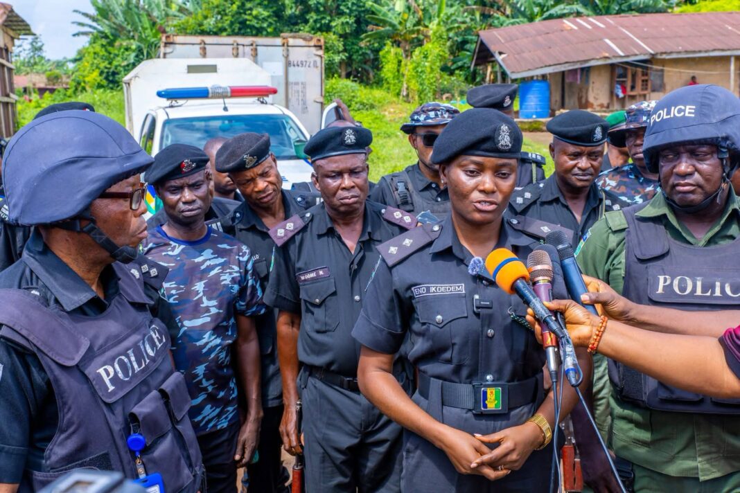 EDO POLICE DEPLOY SECURITY OPERATIVES TO IYANOMO COMMUNITY OVER RENEWED LEADERSHIP CRISIS EDO POLICE DEPLOY SECURITY OPERATIVES TO IYANOMO COMMUNITY OVER RENEWED LEADERSHIP CRISIS