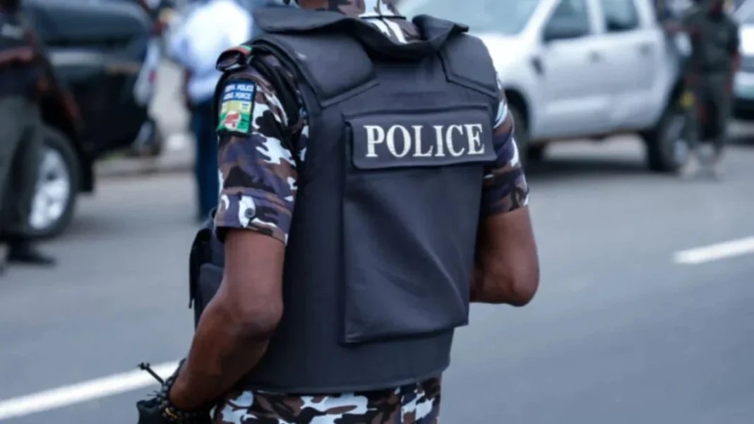 POLICE DETAIN FOUR OFFICERS FOR ALLEGEDLY EXTORTING ICPC CHAIRMAN OF ₦53,000 IN ABUJA POLICE DETAIN FOUR OFFICERS FOR ALLEGEDLY EXTORTING ICPC CHAIRMAN OF ₦53,000 IN ABUJA