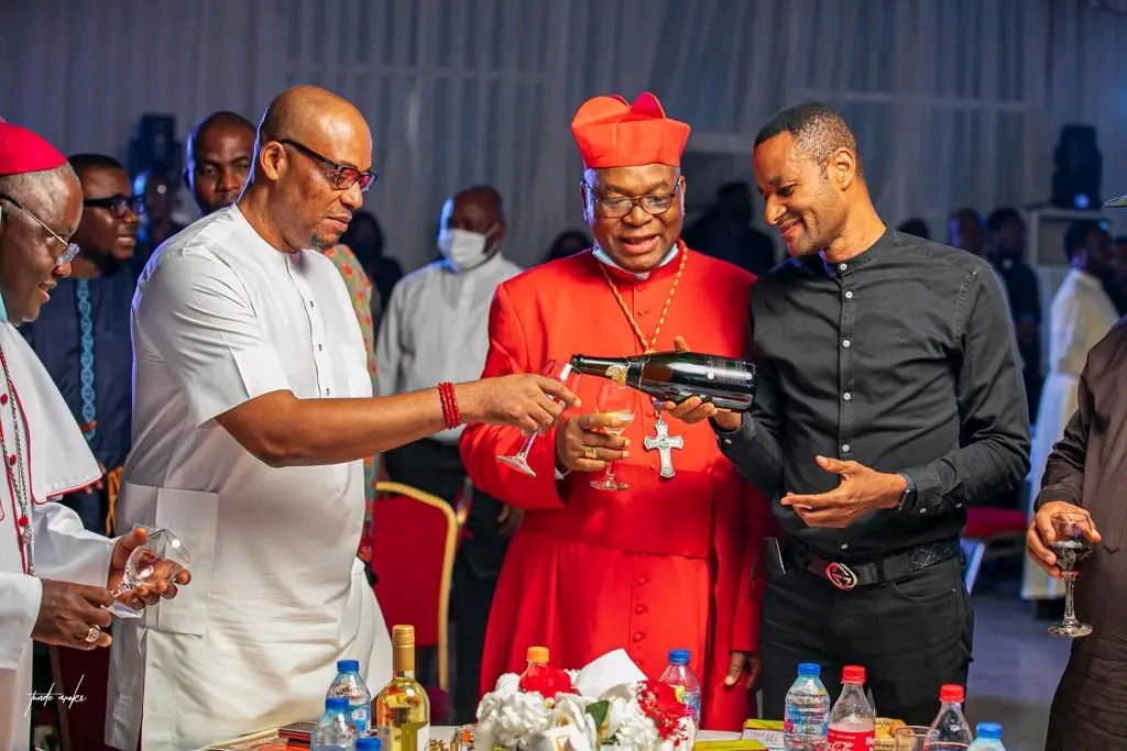 CATHOLIC PRIEST DEFENDS CARDINAL ONAIYEKAN, FAULTS TINUBU’S AIDES OVER ATTACKS ON CLERIC CATHOLIC PRIEST DEFENDS CARDINAL ONAIYEKAN, FAULTS TINUBU’S AIDES OVER ATTACKS ON CLERIC