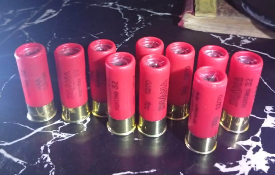 POLICE ARREST SUSPECTED GUN RUNNER, RECOVER 10 LIVE CARTRIDGES; SUSPECTED ADULTERATED DRINKS SEIZED IN WARRI POLICE ARREST SUSPECTED GUN RUNNER, RECOVER 10 LIVE CARTRIDGES; SUSPECTED ADULTERATED DRINKS SEIZED IN WARRI