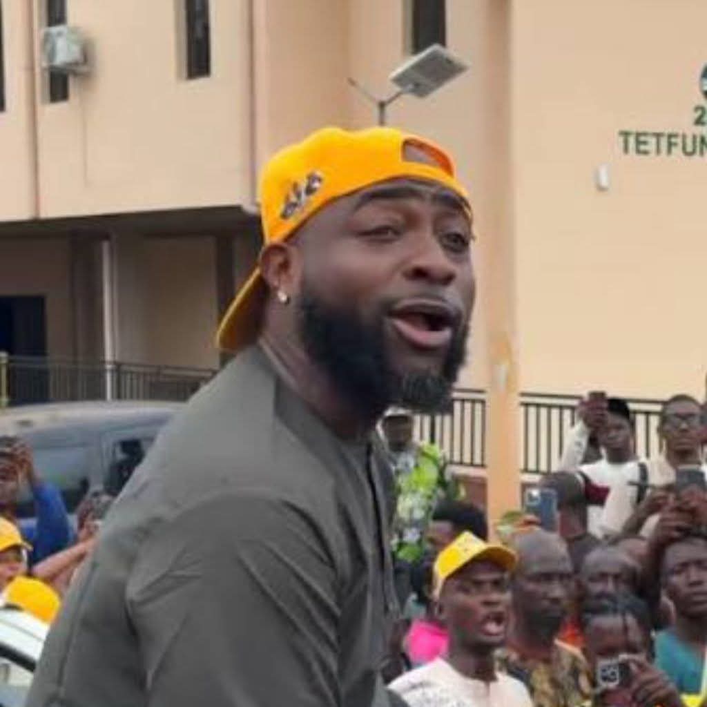 DAVIDO URGES OSUN VOTERS TO ENSURE POLLING UNIT RESULTS ARE UPLOADED ON IREV DAVIDO URGES OSUN VOTERS TO ENSURE POLLING UNIT RESULTS ARE UPLOADED ON IREV