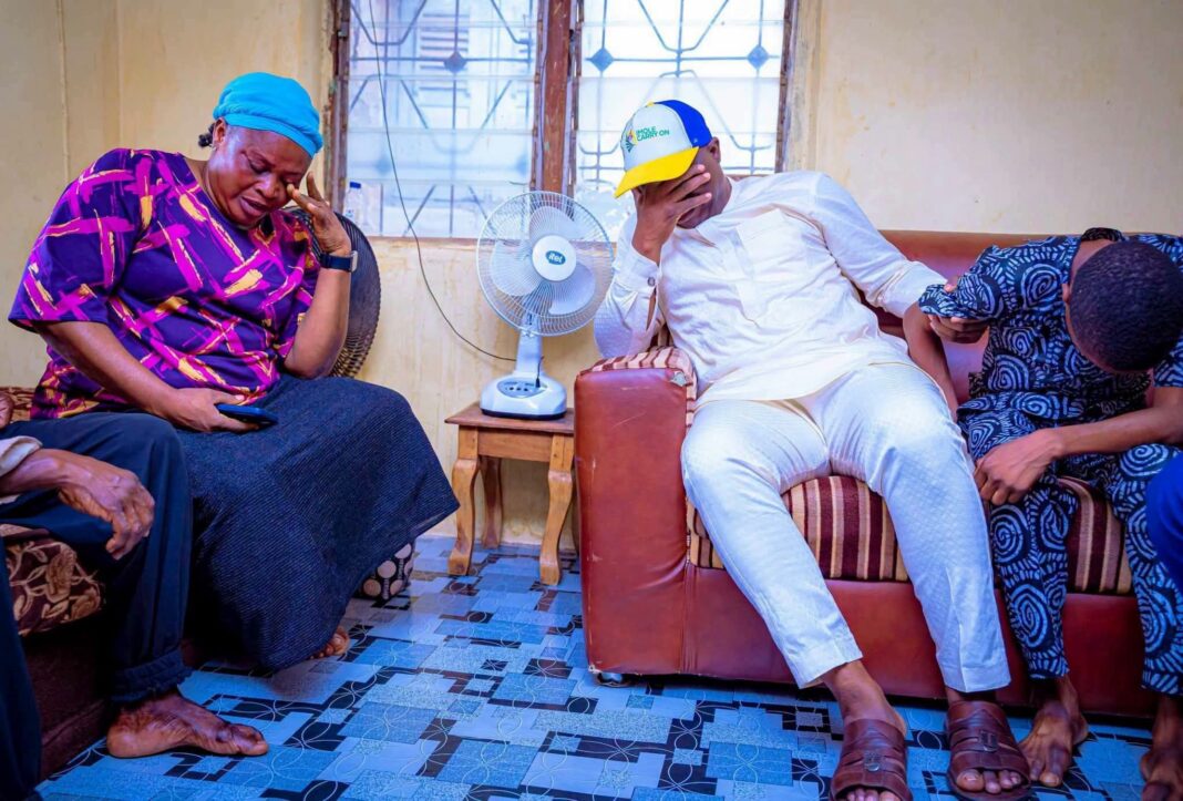 SEN. ADELEKE OFFERS JOB TO LATE 14-YEAR-OLD EZEKIEL OLAPADE’S MOTHER, SCHOLARSHIP TO BROTHER SEN. ADELEKE OFFERS JOB TO LATE 14-YEAR-OLD EZEKIEL OLAPADE’S MOTHER, SCHOLARSHIP TO BROTHER