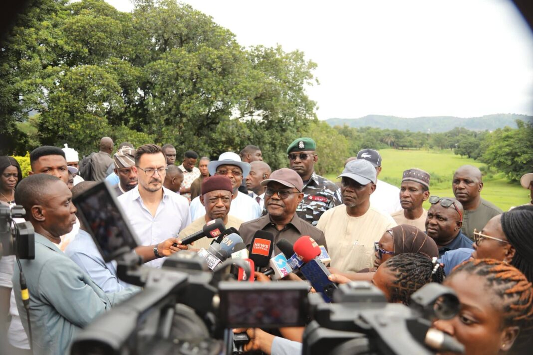 WIKE DECLARES ‘LARGER RAINBOW COALITION’ FOR TINUBU, SAYS 2027 OPPOSITION IS IN DISARRAY WIKE DECLARES ‘LARGER RAINBOW COALITION’ FOR TINUBU, SAYS 2027 OPPOSITION IS IN DISARRAY