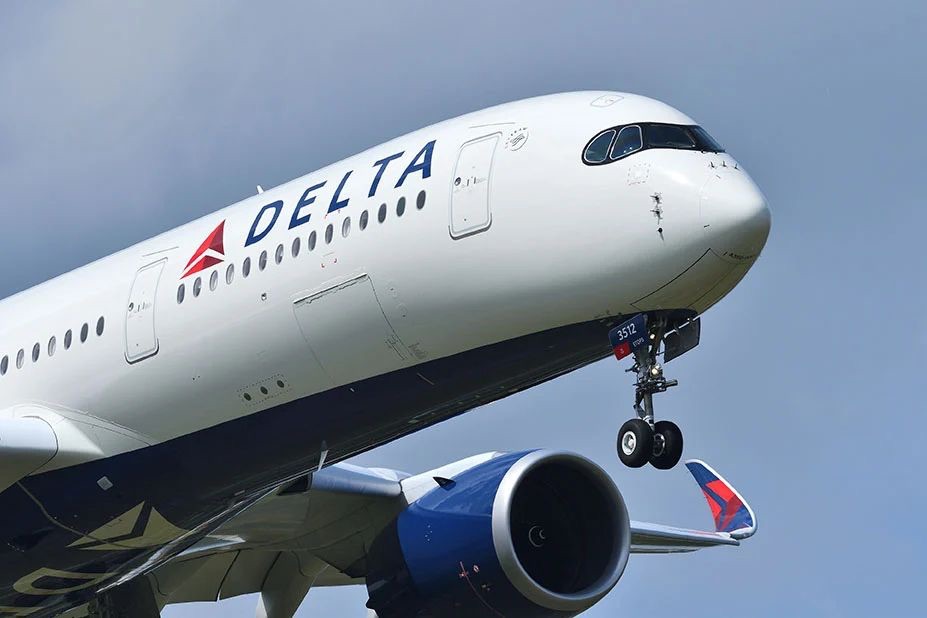 US-bound Delta jet makes emergency landing in Portugal after smoke reported in cabin US-bound Delta jet makes emergency landing in Portugal after smoke reported in cabin