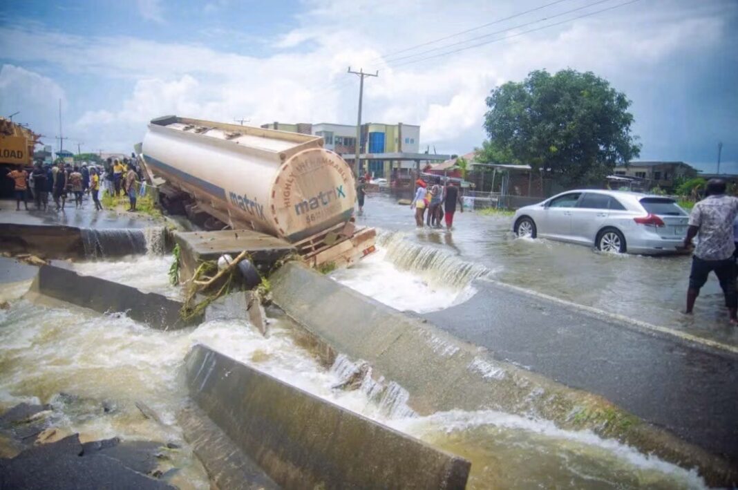 Agbarho-Ughelli road collapse disrupts movement, commuters face longer journeys and possible fare increases Agbarho-Ughelli road collapse disrupts movement, commuters face longer journeys and possible fare increases